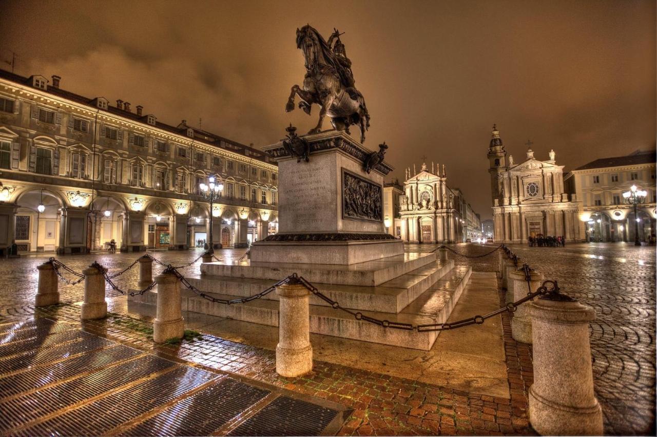 Ampia Mansarda E Terrazzo 10 Minuti Dal Centro Apartamento Turim Exterior foto
