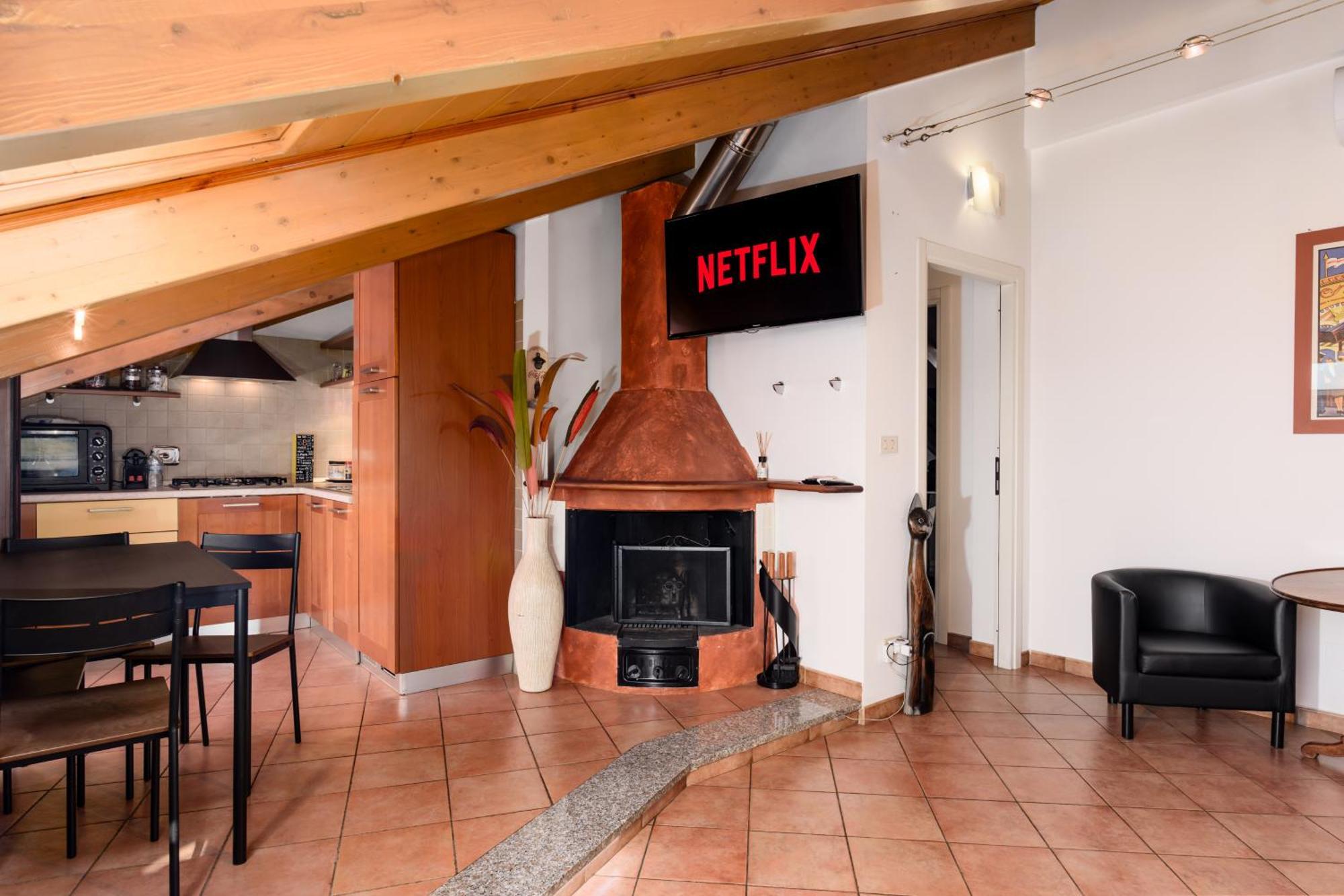 Ampia Mansarda E Terrazzo 10 Minuti Dal Centro Apartamento Turim Exterior foto